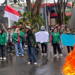 Aliansi BEM Pinrang Turun Ke Jalan  Tuntut  Korwil MBG di Copot 