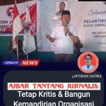 Hadiri Pelantikan IJS Polman, Ajbar DPR RI Tantang Jurnalis: Tetap Kritis, Bangun Kemandirian Lewat Usaha Nyata   