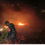 Medan yang Sulit Dijangkau Damkar, Dandim Sidrap Pilih Turun Langsung Padamkan Kebakaran