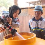 Salurkan Air Bersih, Warga: Terima Kasih Polres Sidrap